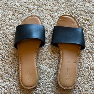 Old Navy Women's Black Slide Sandals Size 7